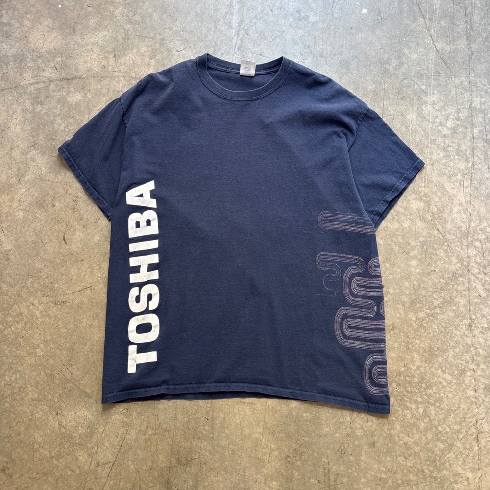 Vintage y2k Toshiba Leading Innovation Tech Shirt Size XL